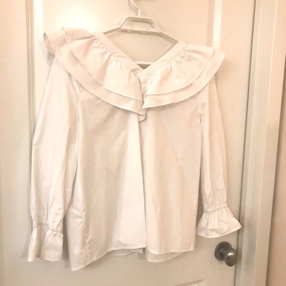 Long sleeve Ruffle Blouse - Picture 2 of 2